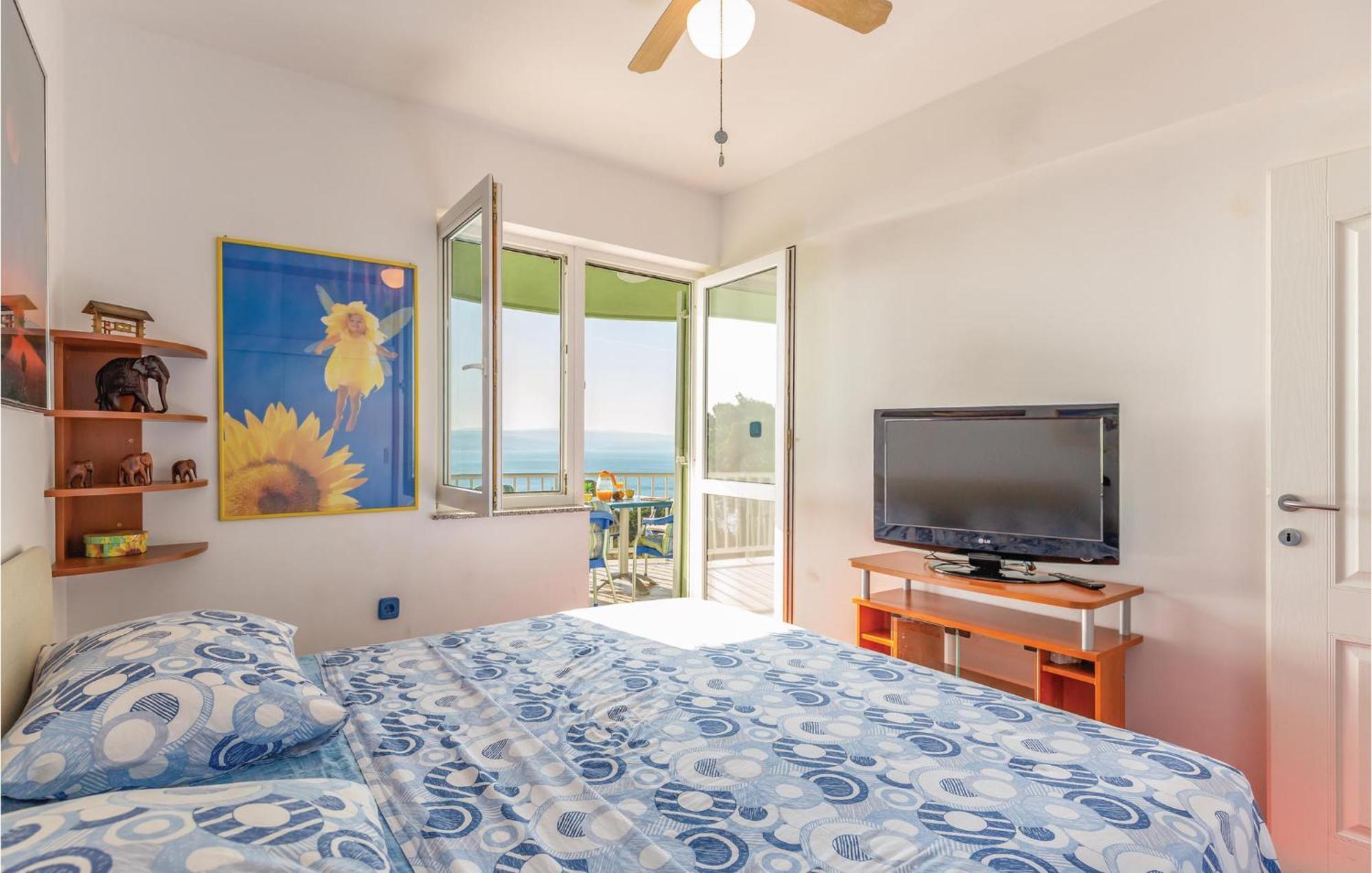 Stunning Apartment In Brela With Wifi מראה חיצוני תמונה